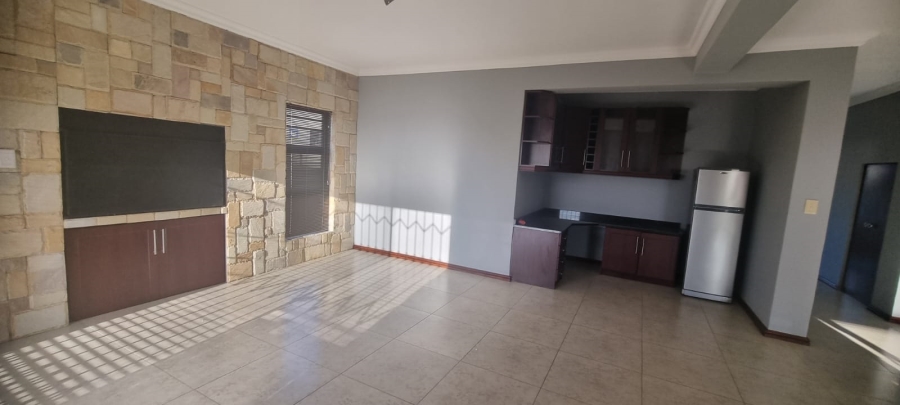 4 Bedroom Property for Sale in Country Club Western Cape